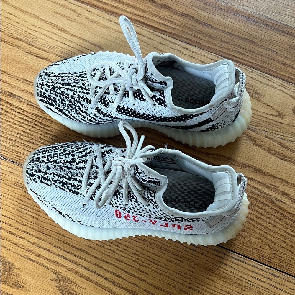 Adidas Yeezy Boost 350 V2 Zebra Black White Red